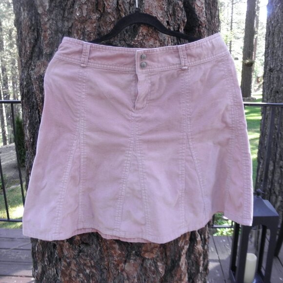 EUC Athleta light pink corduroy skirt size 6 in great condition - Picture 9 of 16